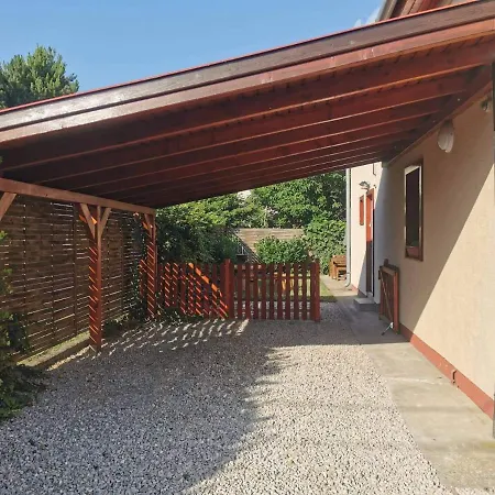 Holiday home Garden Vendeghaz *