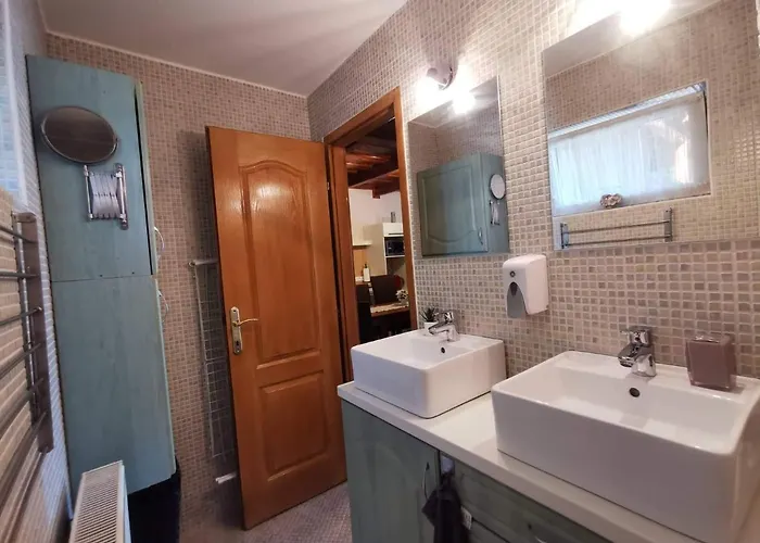Garden Vendeghaz Case de vacanță